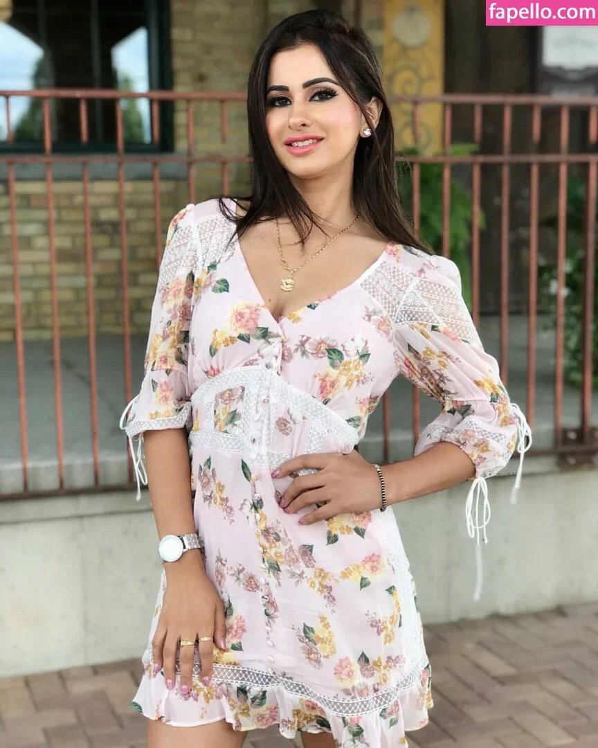 Meetii Kalher Onlyfans Photo Gallery 