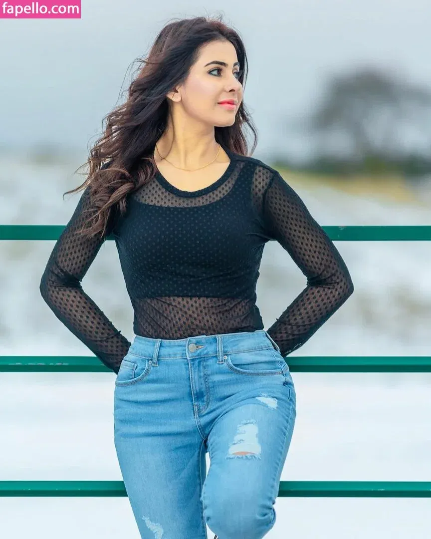 Meetii Kalher Onlyfans Photo Gallery 