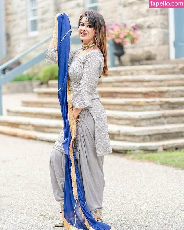 Meetii Kalher Onlyfans Photo Gallery 