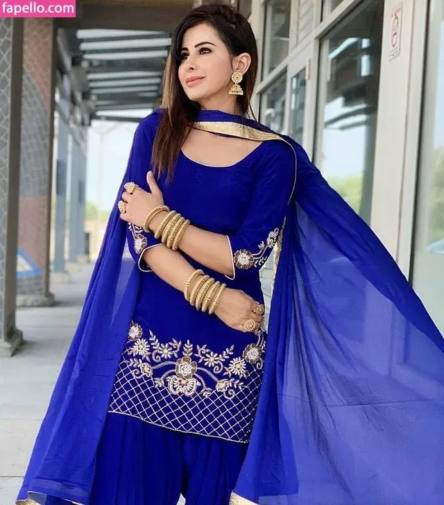 Meetii Kalher Onlyfans Photo Gallery 