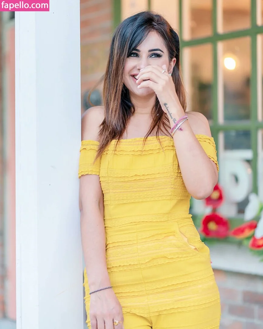 Meetii Kalher Onlyfans Photo Gallery 