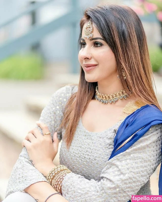 Meetii Kalher Onlyfans Photo Gallery 