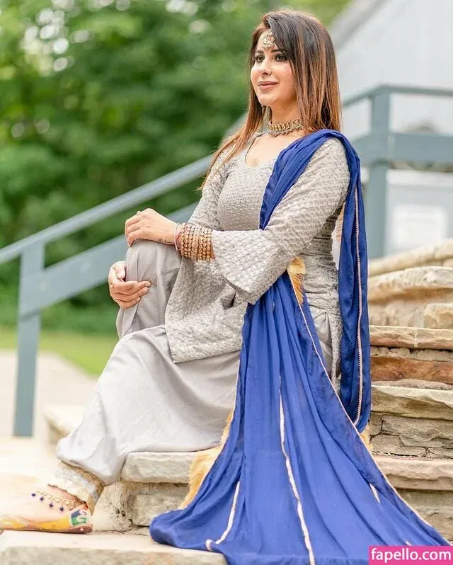 Meetii Kalher Onlyfans Photo Gallery 