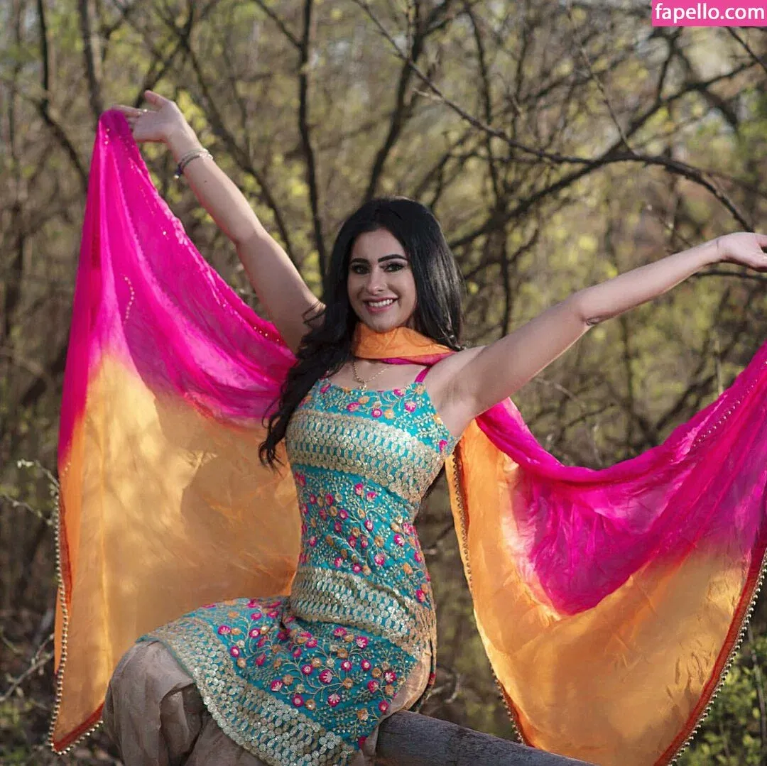 Meetii Kalher Onlyfans Photo Gallery 