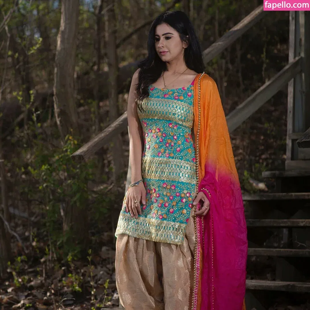 Meetii Kalher Onlyfans Photo Gallery 