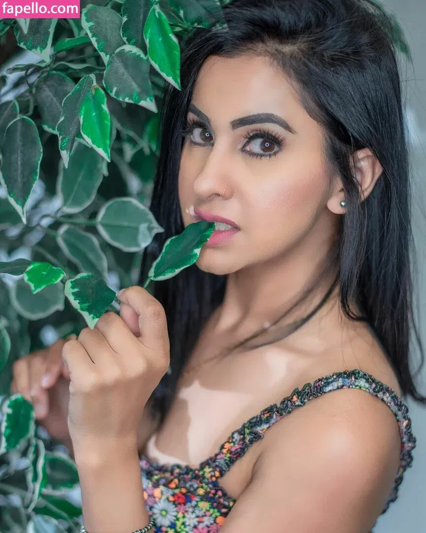 Meetii Kalher Onlyfans Photo Gallery 