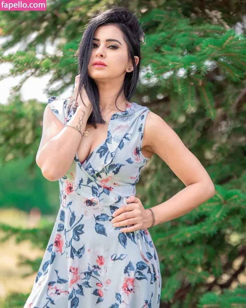 Meetii Kalher Onlyfans Photo Gallery 