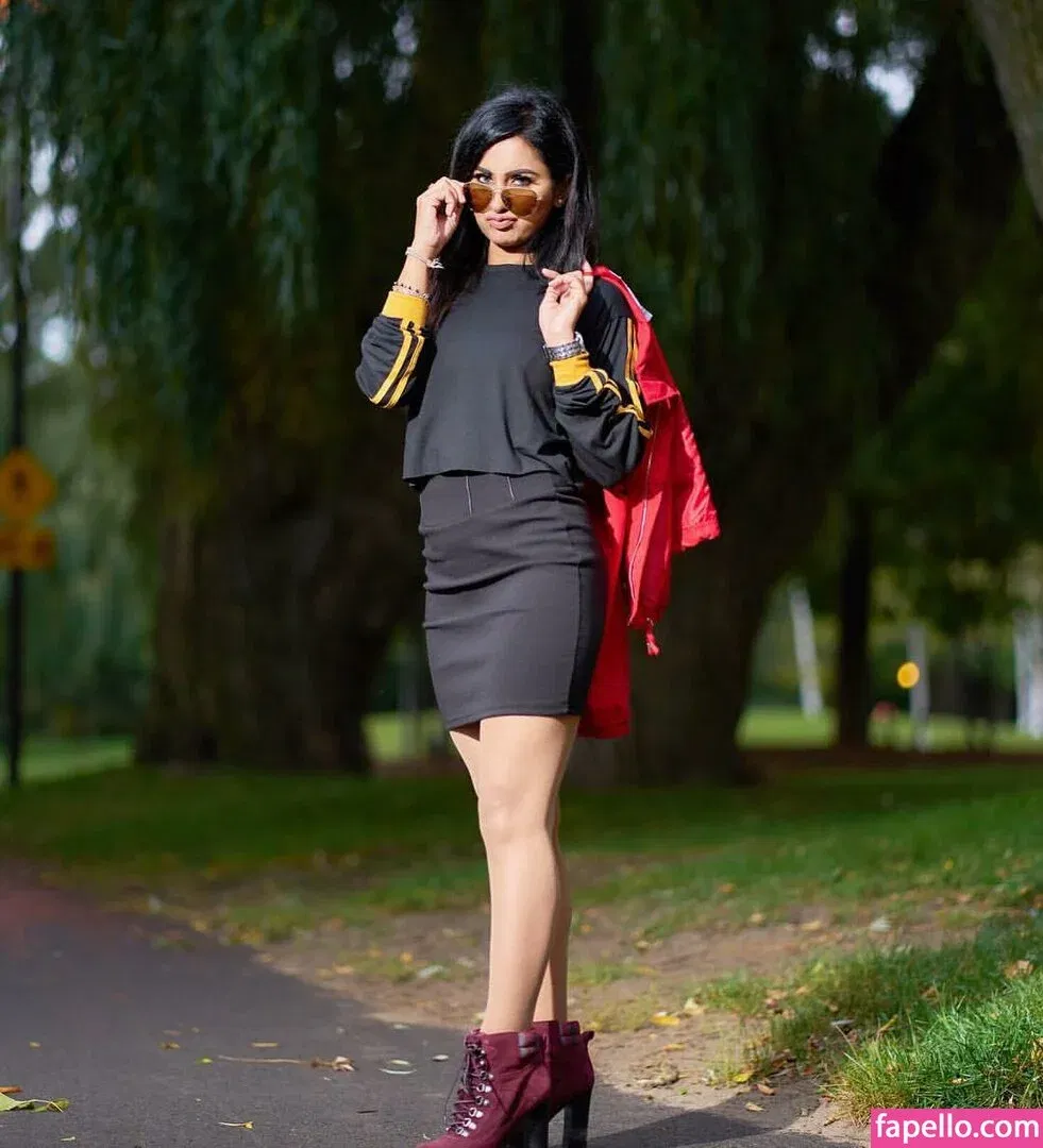 Meetii Kalher Onlyfans Photo Gallery 