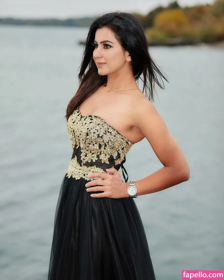 Meetii Kalher Onlyfans Photo Gallery 