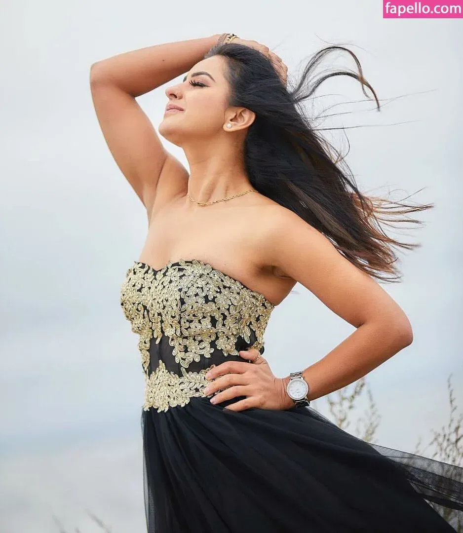 Meetii Kalher Onlyfans Photo Gallery 