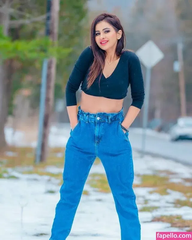 Meetii Kalher Onlyfans Photo Gallery 