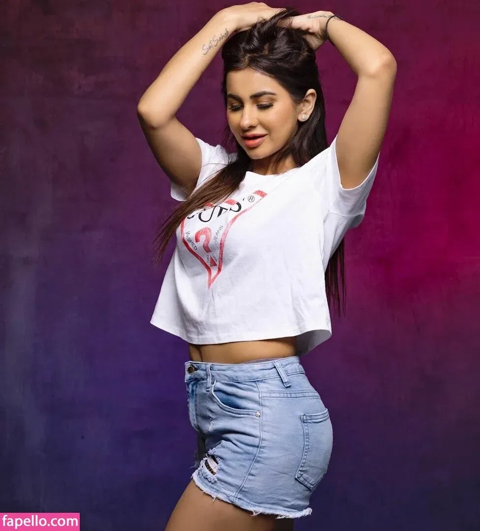 Meetii Kalher Onlyfans Photo Gallery 