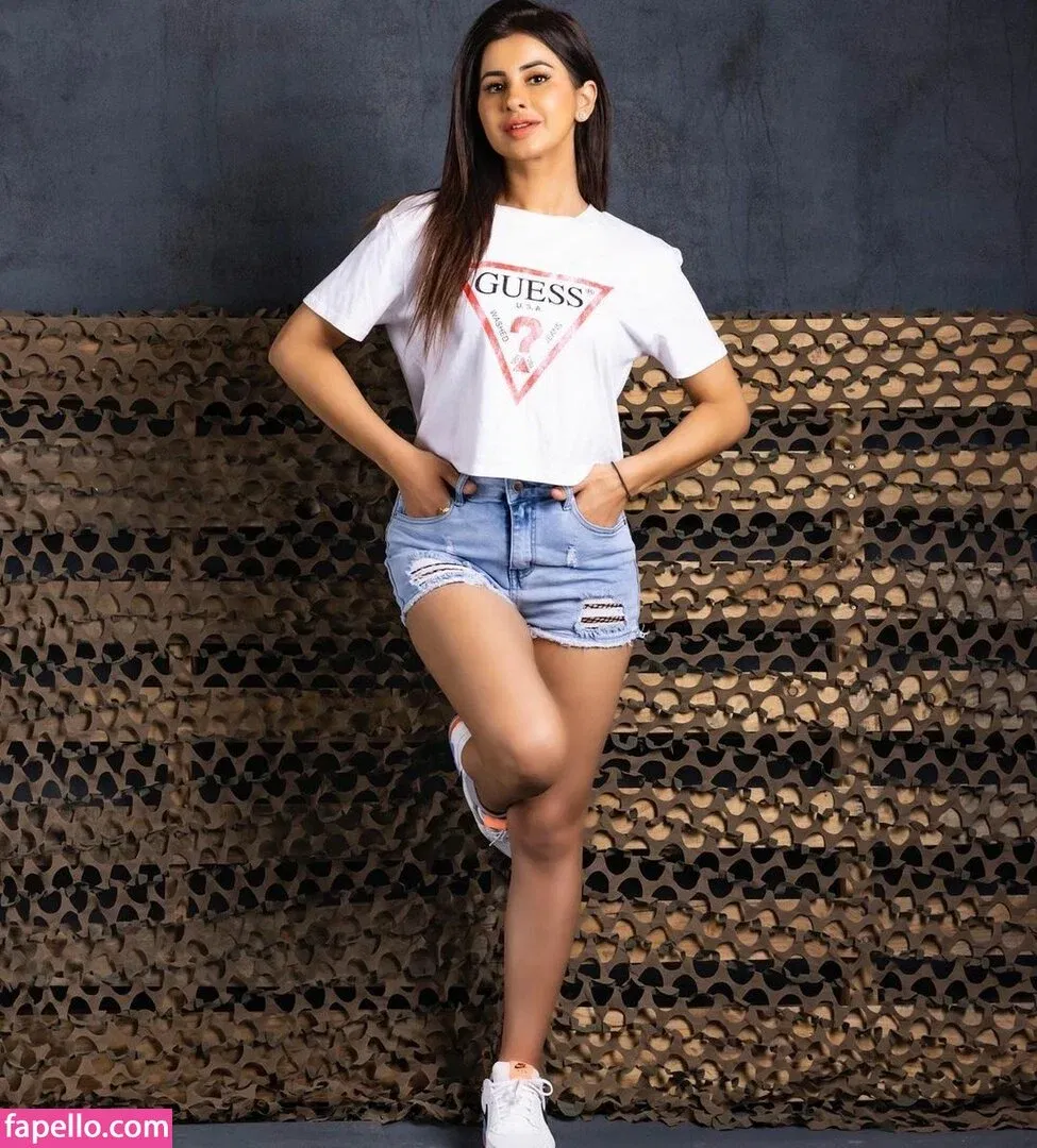 Meetii Kalher Onlyfans Photo Gallery 