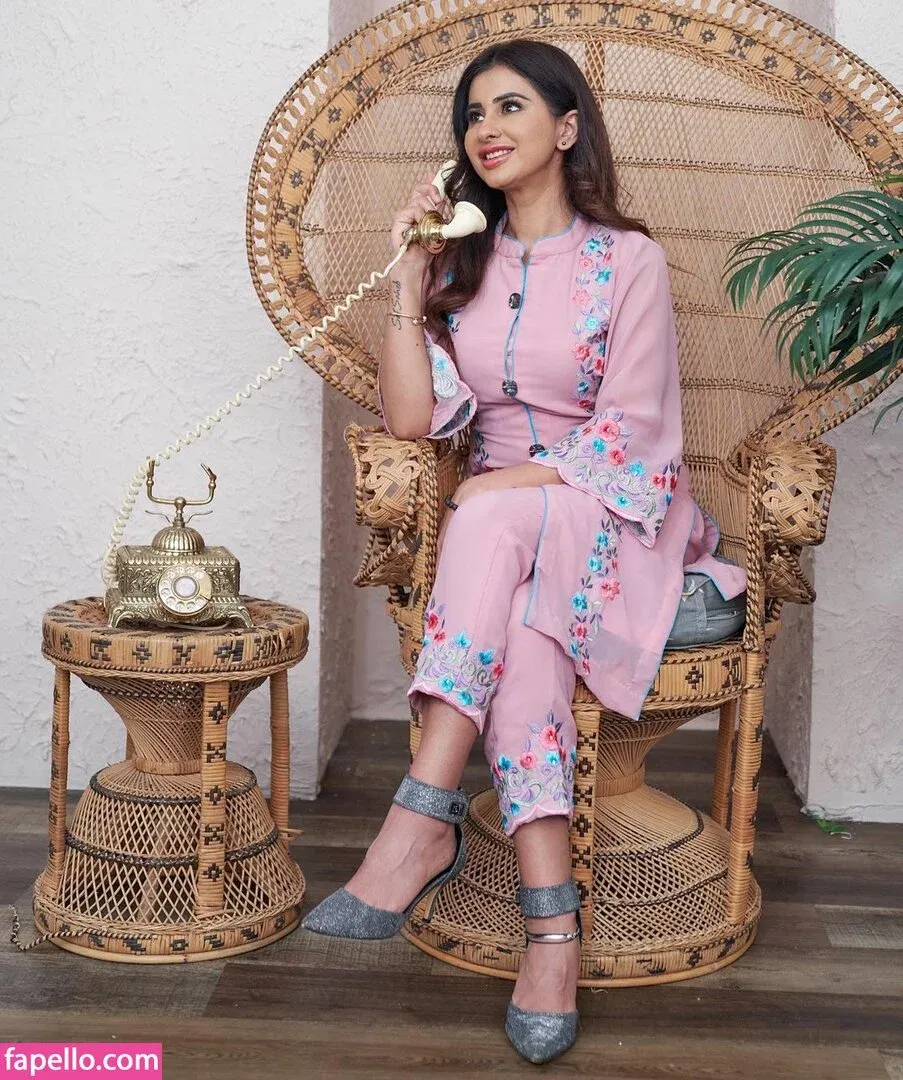 Meetii Kalher Onlyfans Photo Gallery 