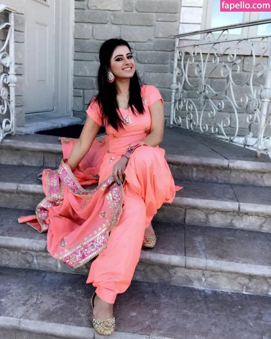 Meetii Kalher Onlyfans Photo Gallery 