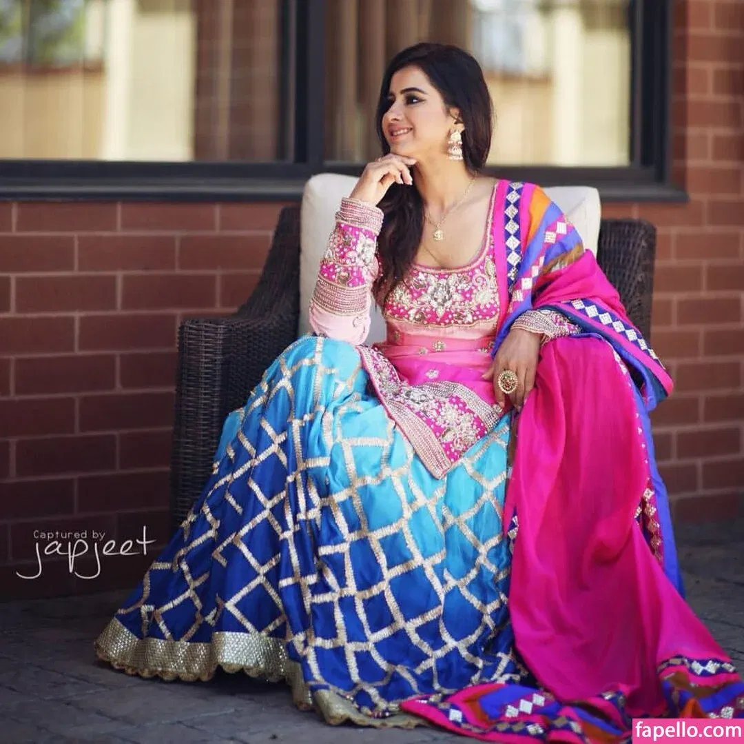 Meetii Kalher Onlyfans Photo Gallery 