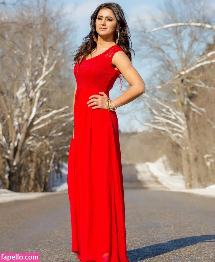 Meetii Kalher Onlyfans Photo Gallery 