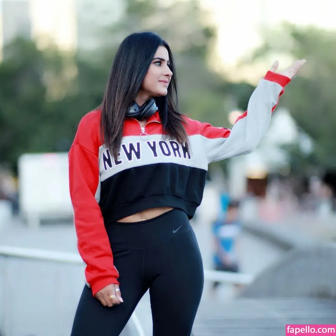 Meetii Kalher Onlyfans Photo Gallery 