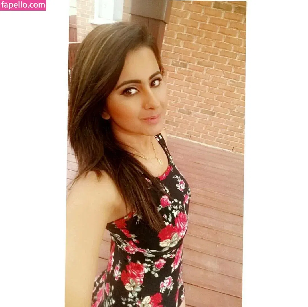 Meetii Kalher Onlyfans Photo Gallery 