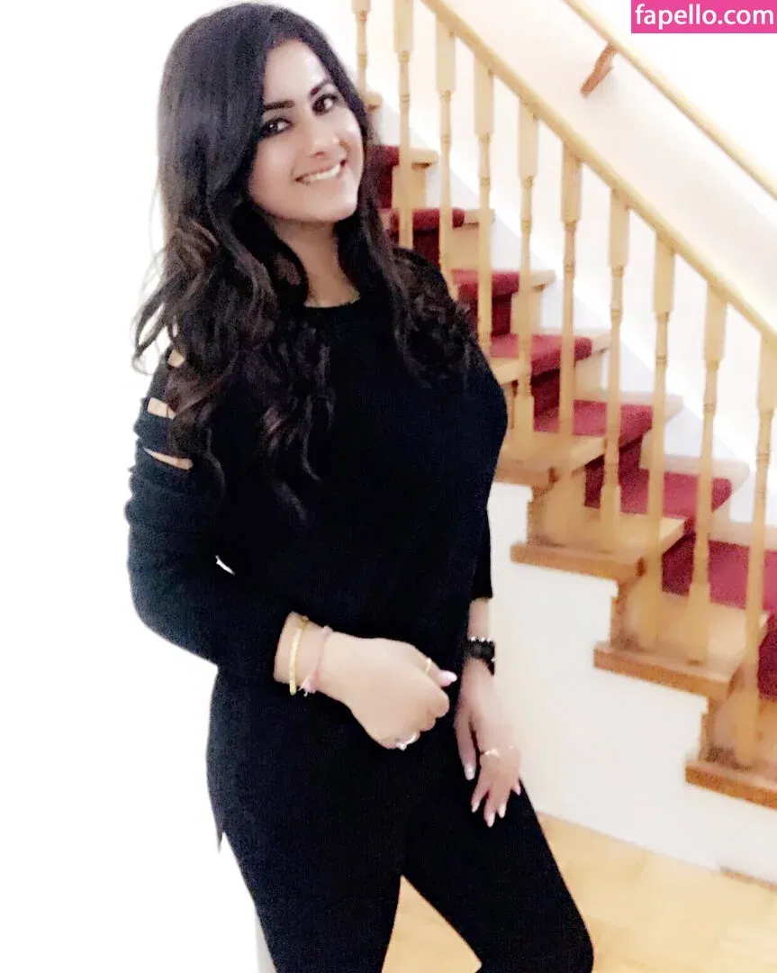 Meetii Kalher Onlyfans Photo Gallery 