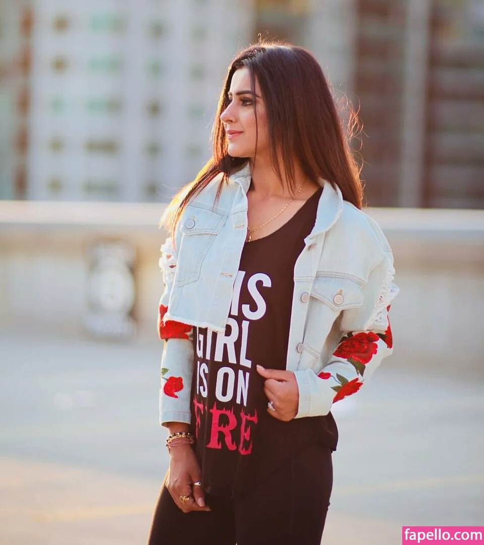 Meetii Kalher Onlyfans Photo Gallery 