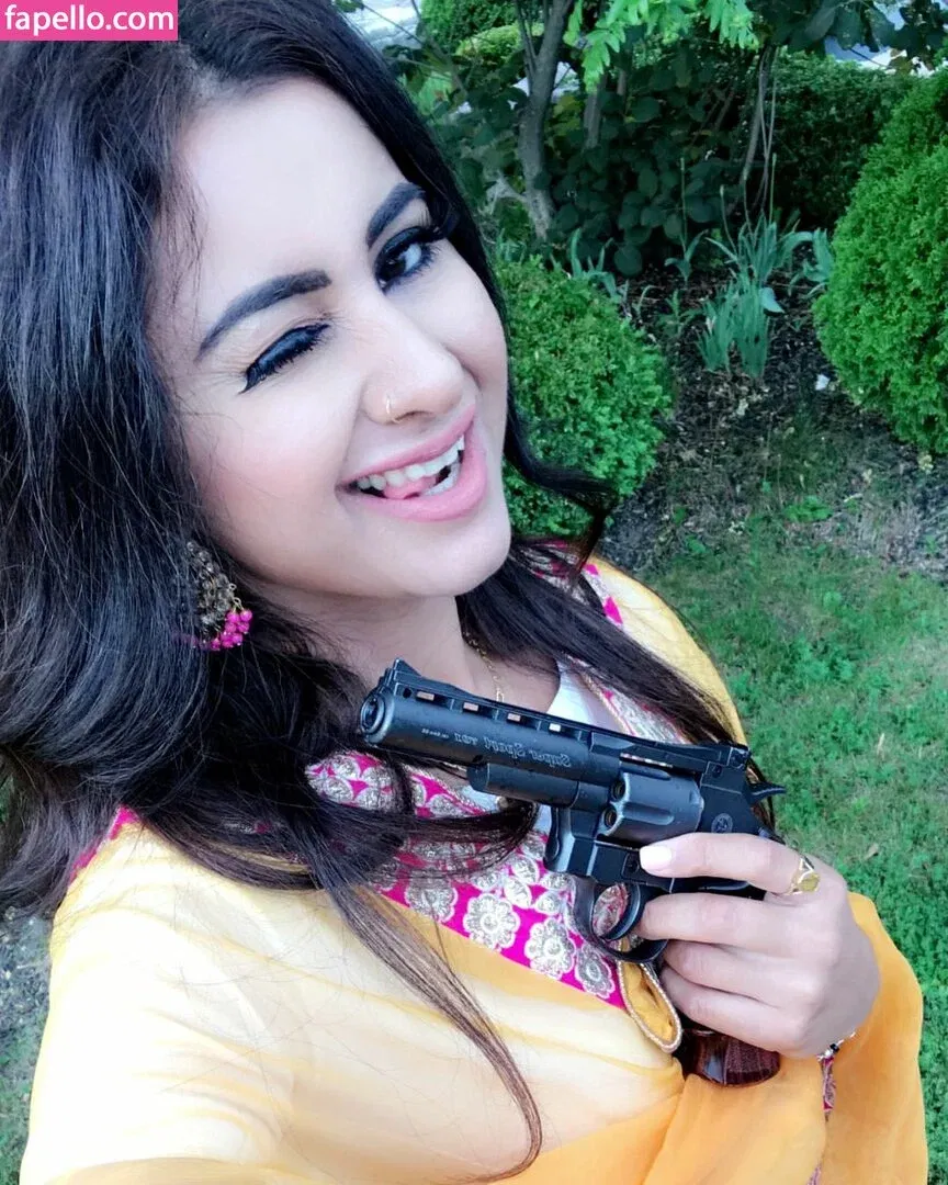 Meetii Kalher Onlyfans Photo Gallery 