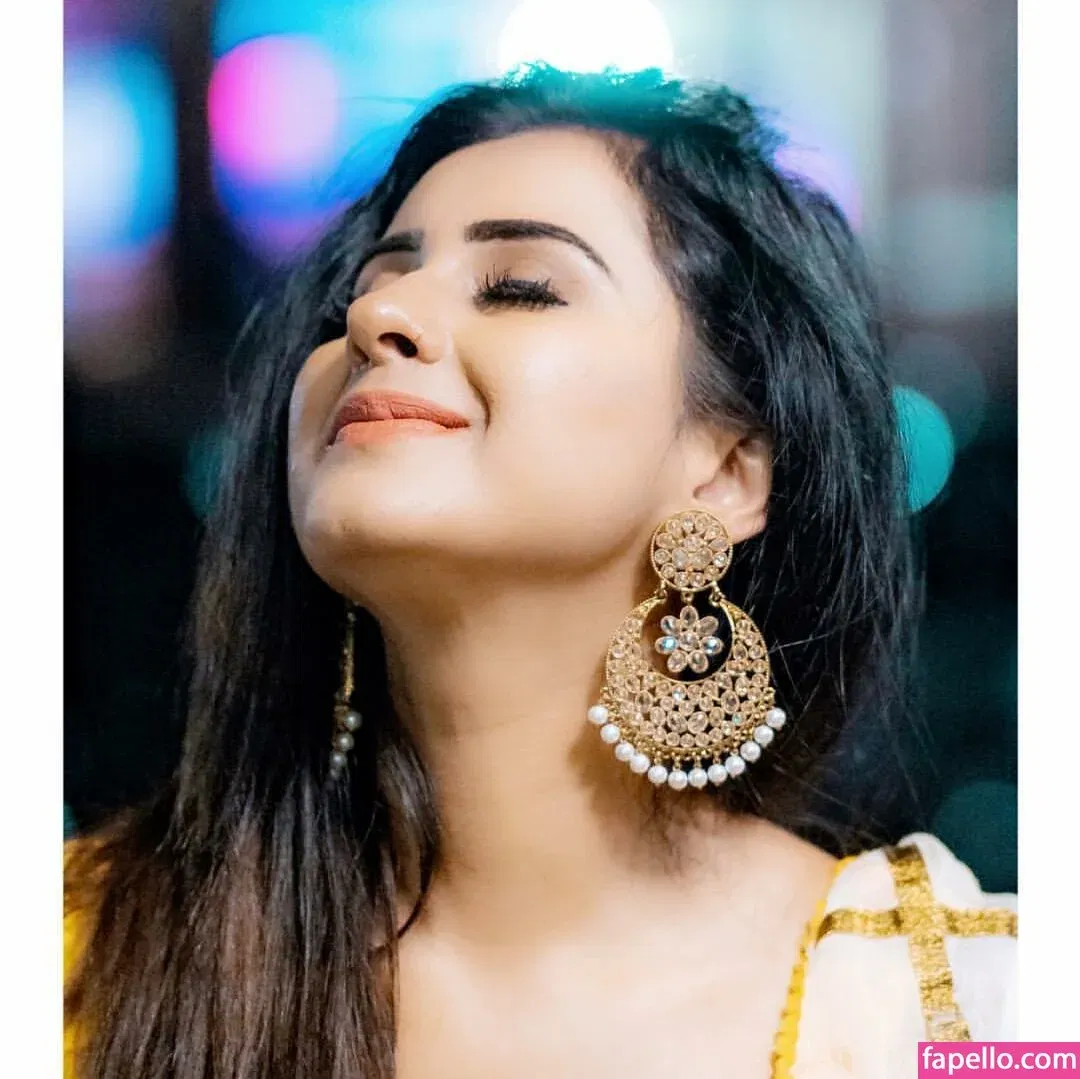 Meetii Kalher Onlyfans Photo Gallery 