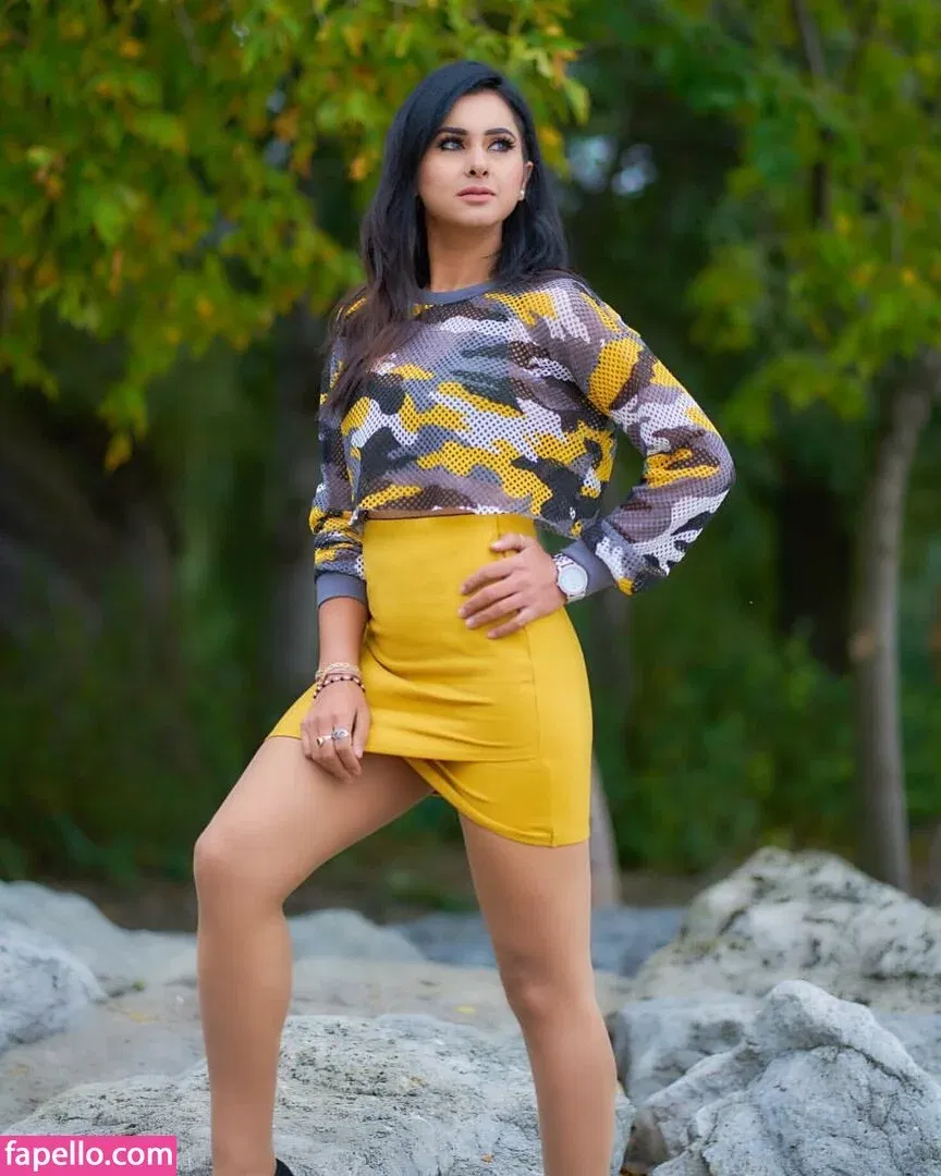 Meetii Kalher Onlyfans Photo Gallery 