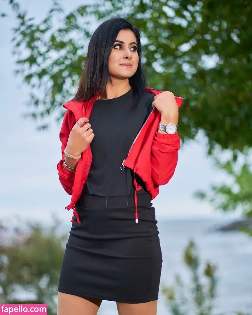 Meetii Kalher Onlyfans Photo Gallery 