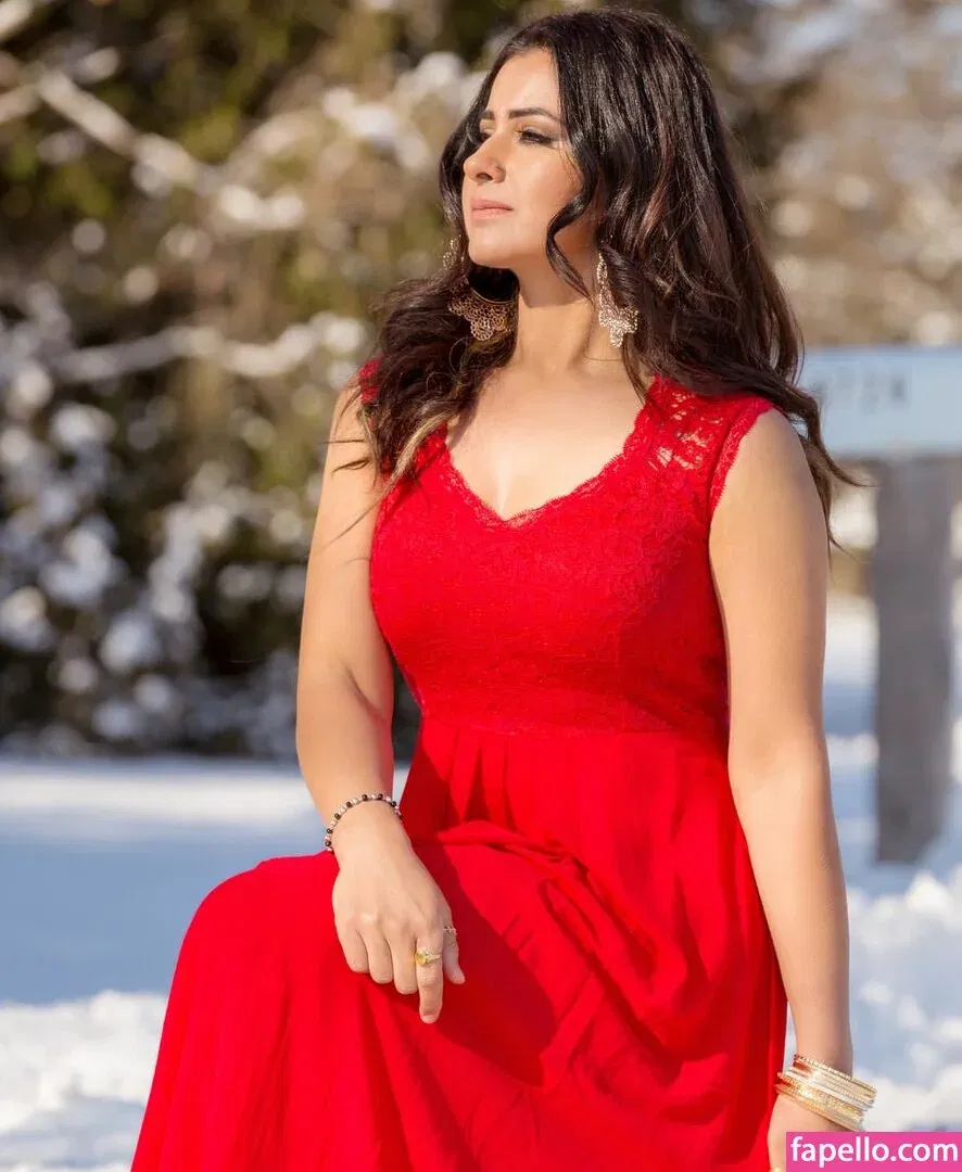 Meetii Kalher Onlyfans Photo Gallery 