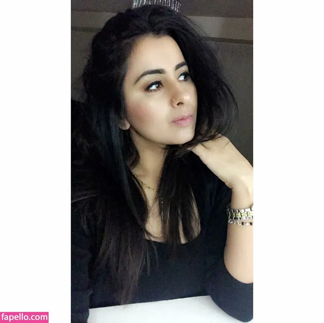 Meetii Kalher Onlyfans Photo Gallery 