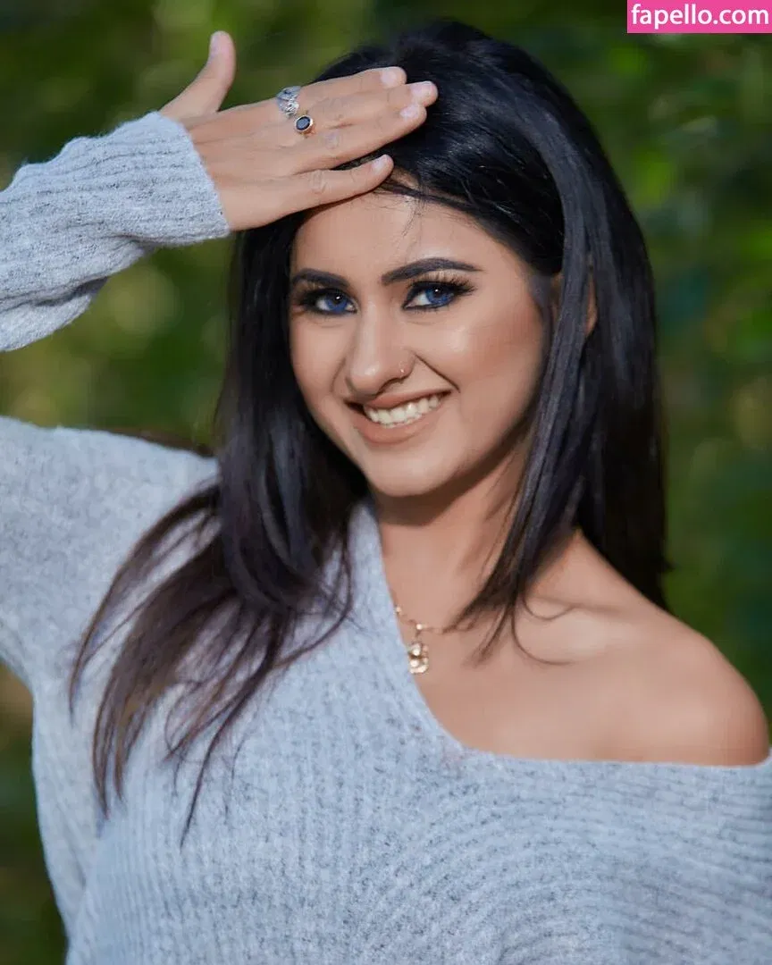 Meetii Kalher Onlyfans Photo Gallery 