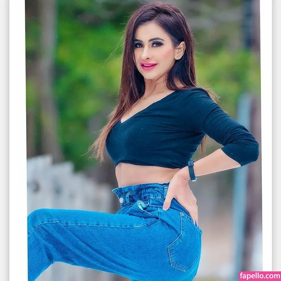 Meetii Kalher Onlyfans Photo Gallery 