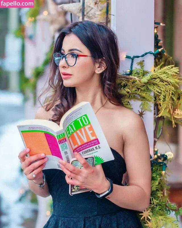 Meetii Kalher Onlyfans Photo Gallery 