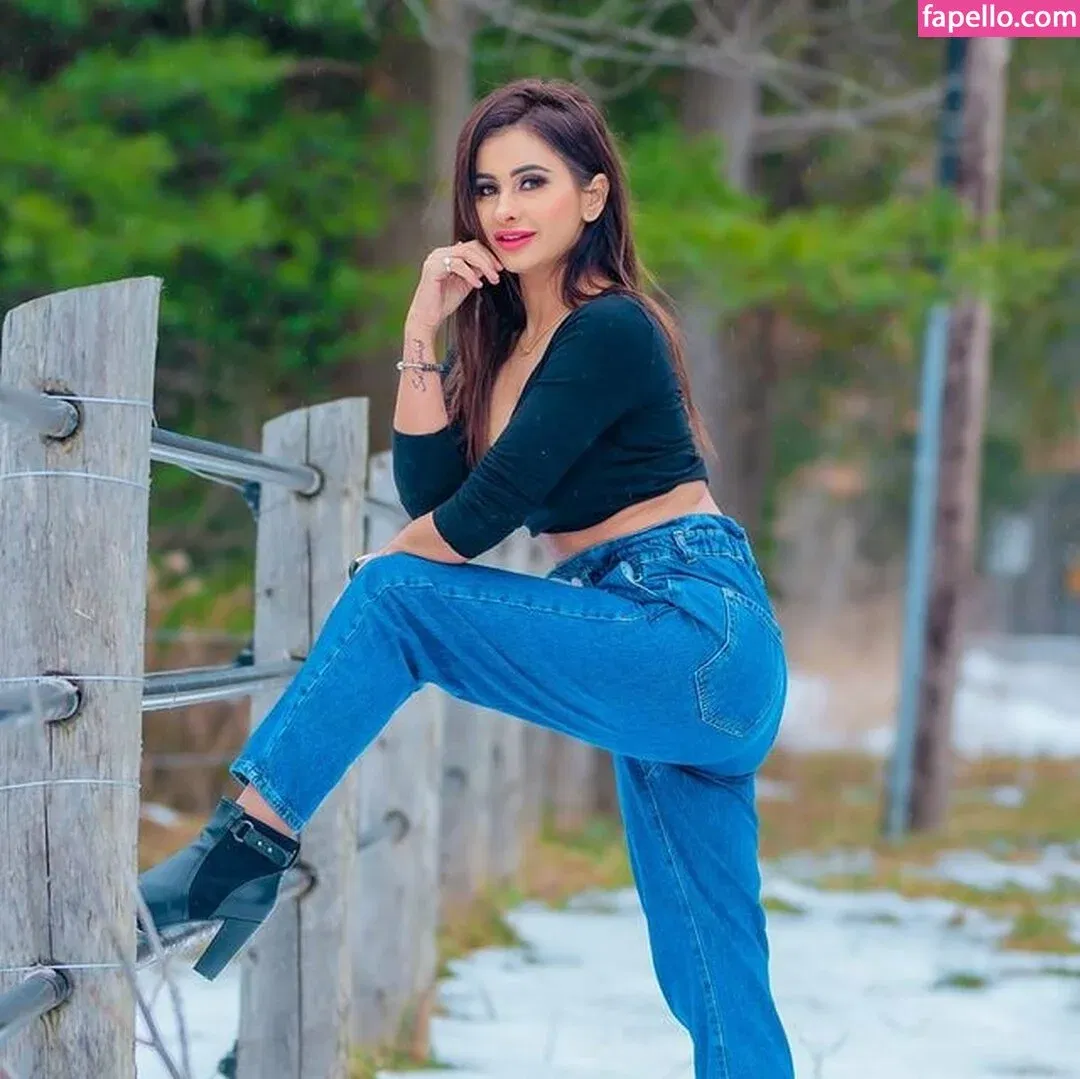 Meetii Kalher Onlyfans Photo Gallery 