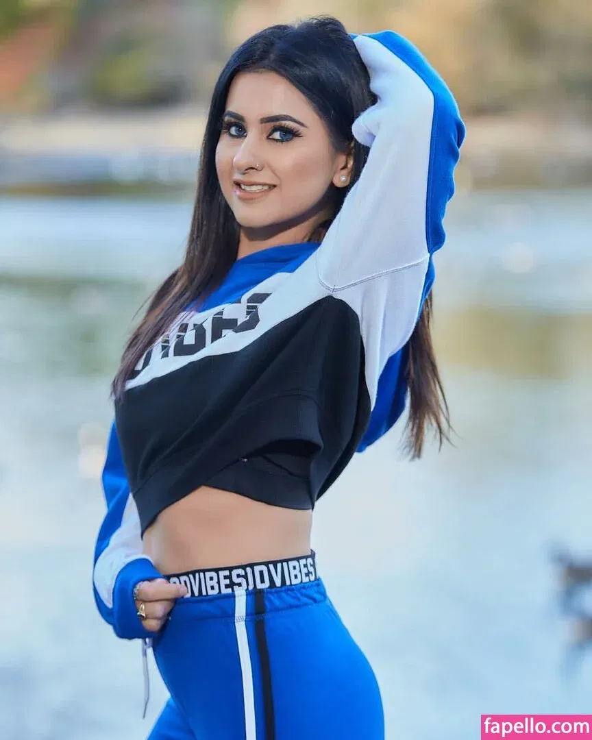 Meetii Kalher Onlyfans Photo Gallery 