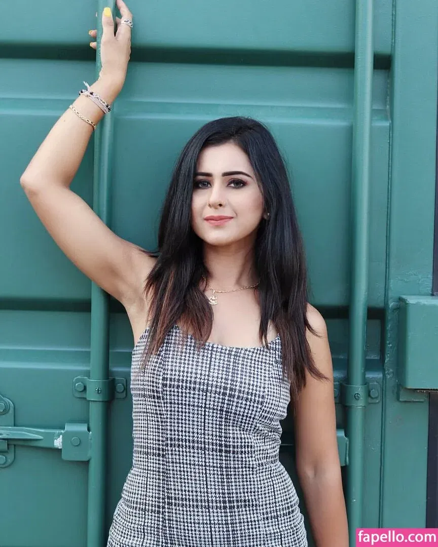 Meetii Kalher Onlyfans Photo Gallery 