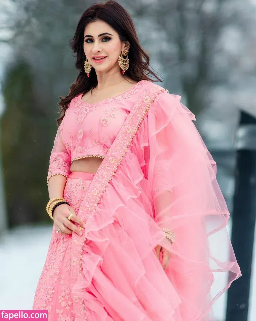 Meetii Kalher Onlyfans Photo Gallery 