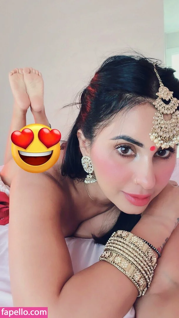 Meetii Kalher Onlyfans Photo Gallery 