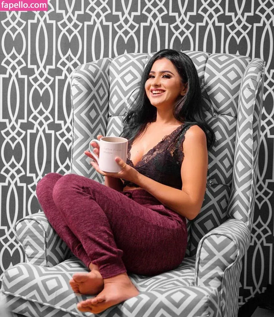 Meetii Kalher Onlyfans Photo Gallery 