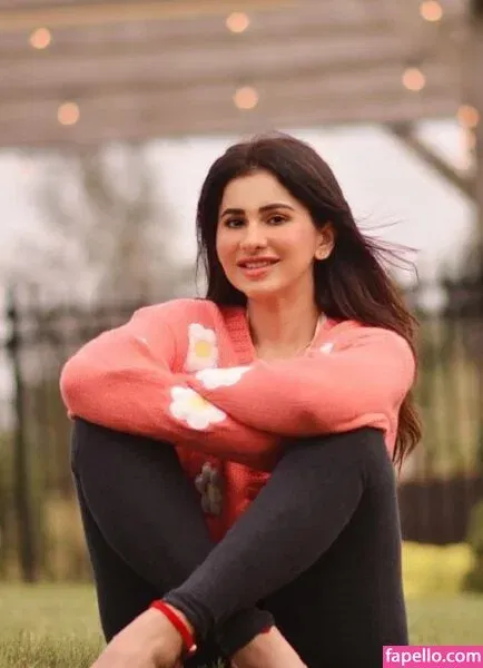 Meetii Kalher Onlyfans Photo Gallery 