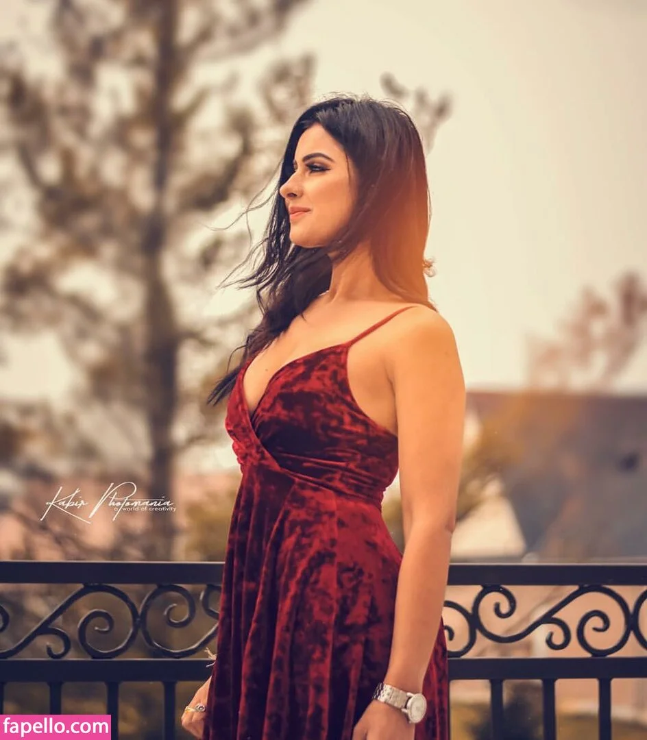 Meetii Kalher Onlyfans Photo Gallery 