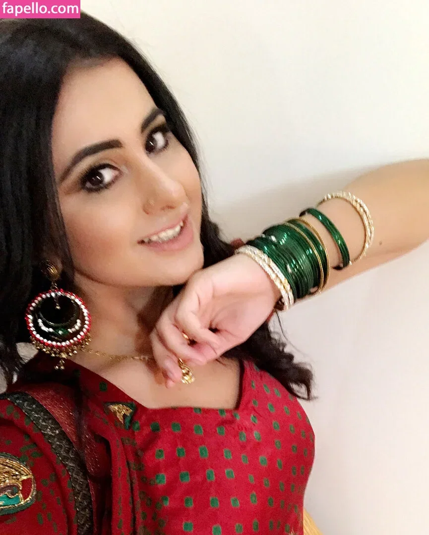 Meetii Kalher Onlyfans Photo Gallery 