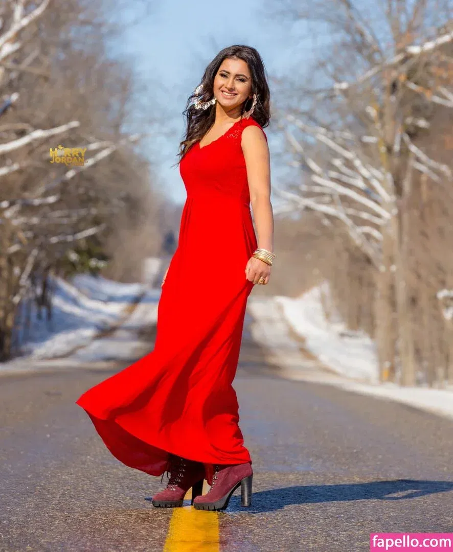 Meetii Kalher Onlyfans Photo Gallery 