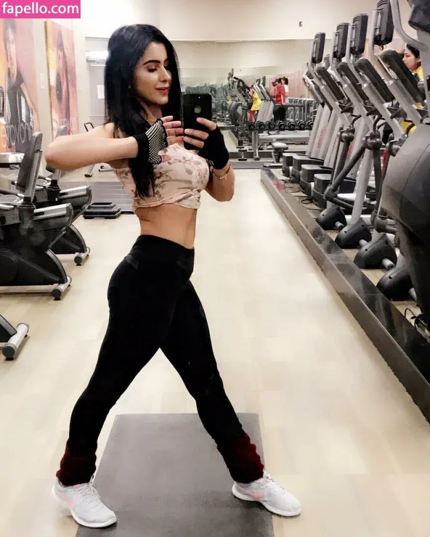 Meetii Kalher Onlyfans Photo Gallery 