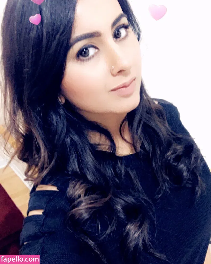 Meetii Kalher Onlyfans Photo Gallery 