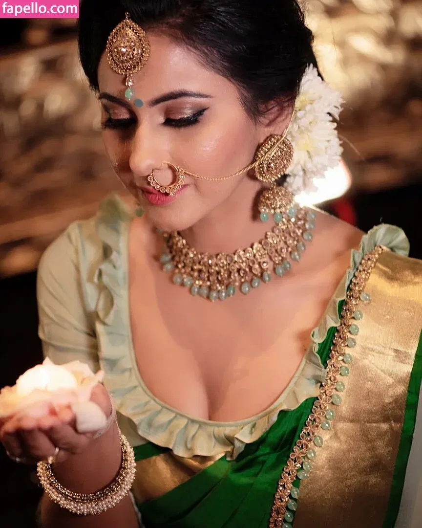 Meetii Kalher Onlyfans Photo Gallery 