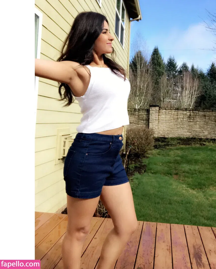 Meetii Kalher Onlyfans Photo Gallery 