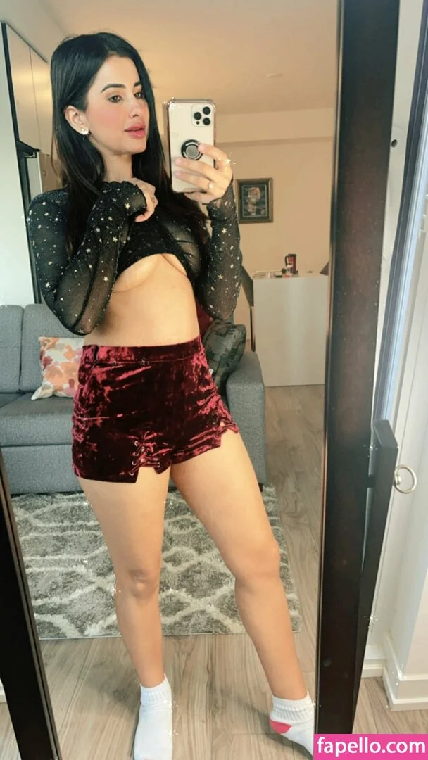 Meetii Kalher Onlyfans Photo Gallery 