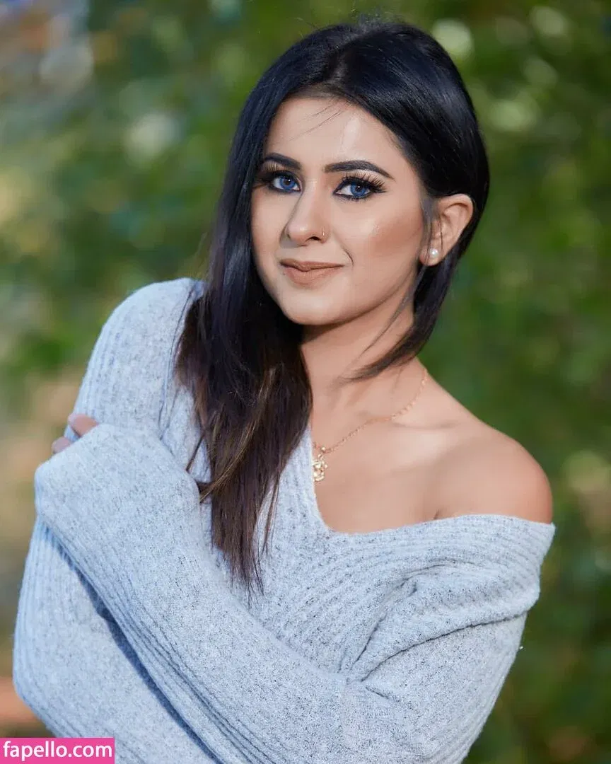 Meetii Kalher Onlyfans Photo Gallery 